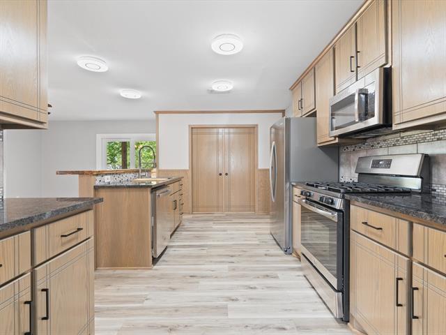 Building Photo - 109 Harmonson