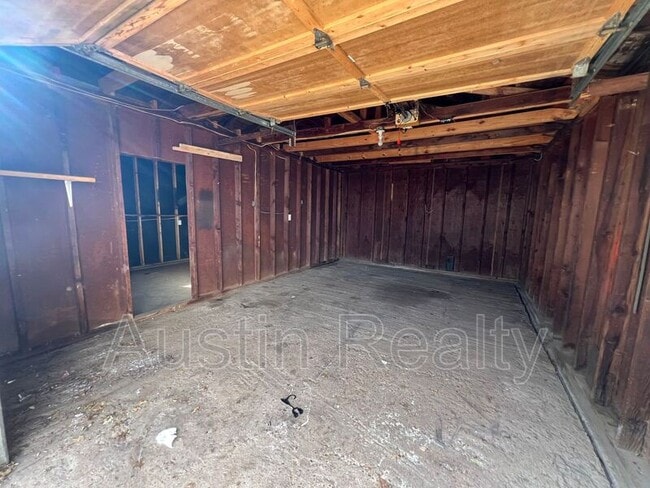 Building Photo - 4367 Boswell Ave