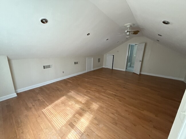 Building Photo - 780 Peeples St SW