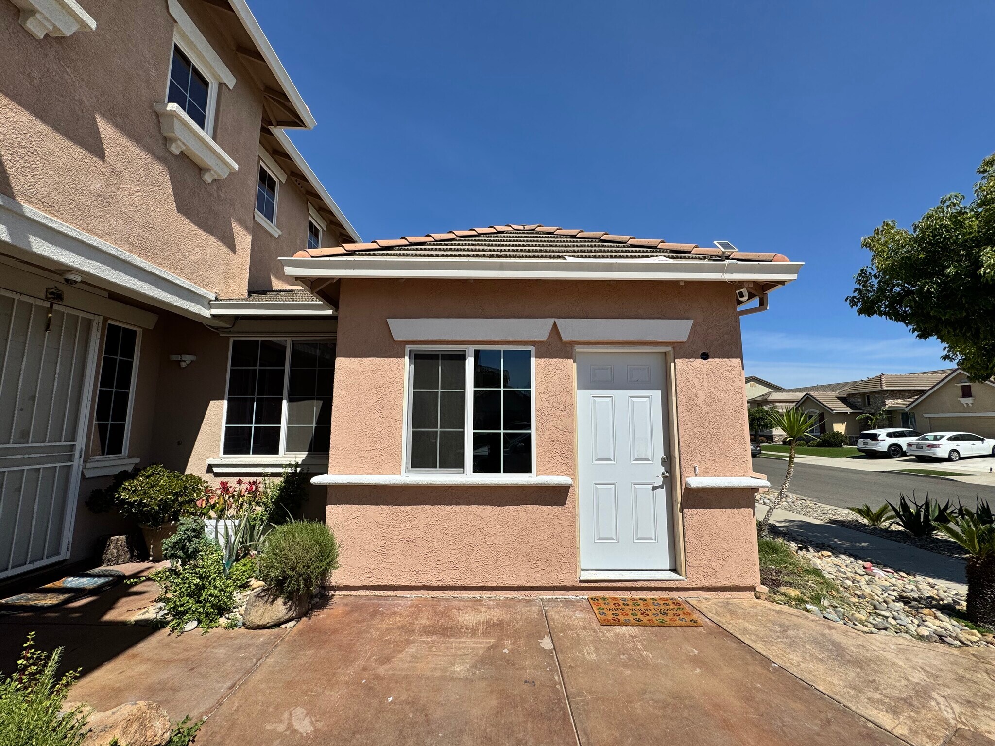 Building Photo - 3773 Northern Oak Dr