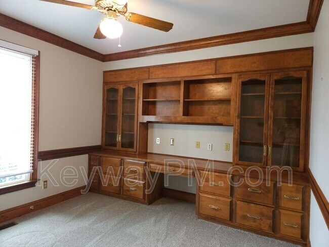 Building Photo - 954 Windmill Ln