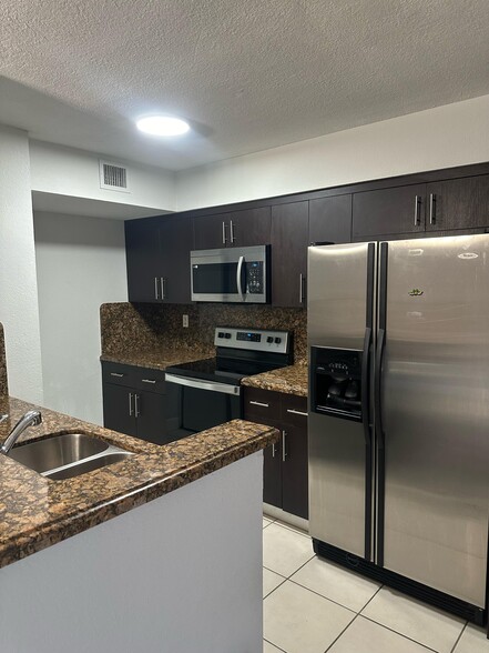 Building Photo - 15231 SW 80th St