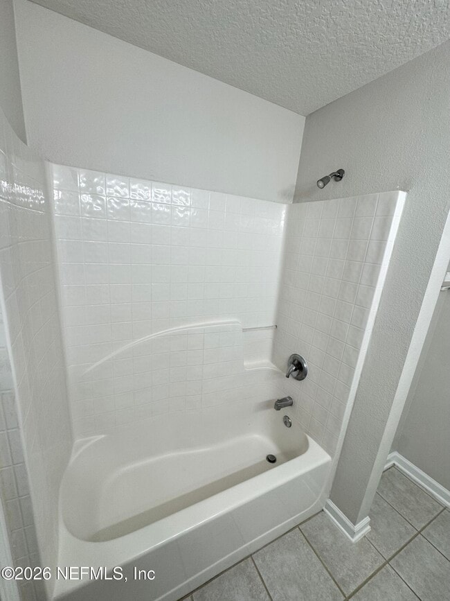 Building Photo - 8428 Thornbush Ct