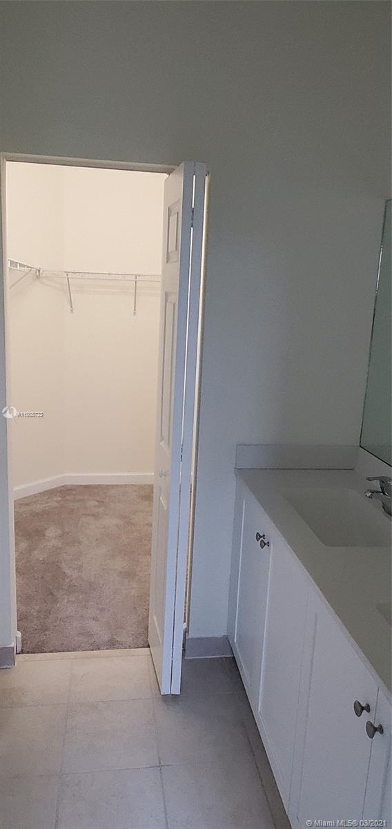 Building Photo - 6538 S Anise Ct