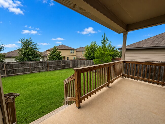 Building Photo - Beautiful 4-bedroom home in Riverstone at Westpointe featuring 2 spacious living areas, a downsta...