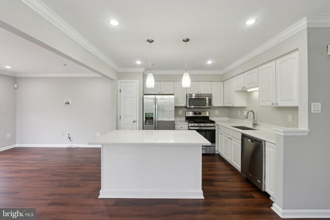 Building Photo - 4634 Ripley Manor Terrace
