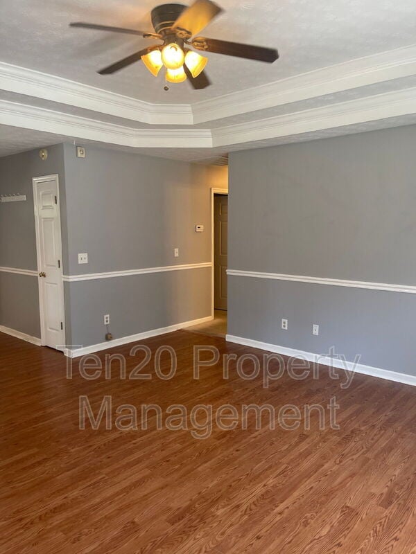 Building Photo - 707 Lee Rd 437