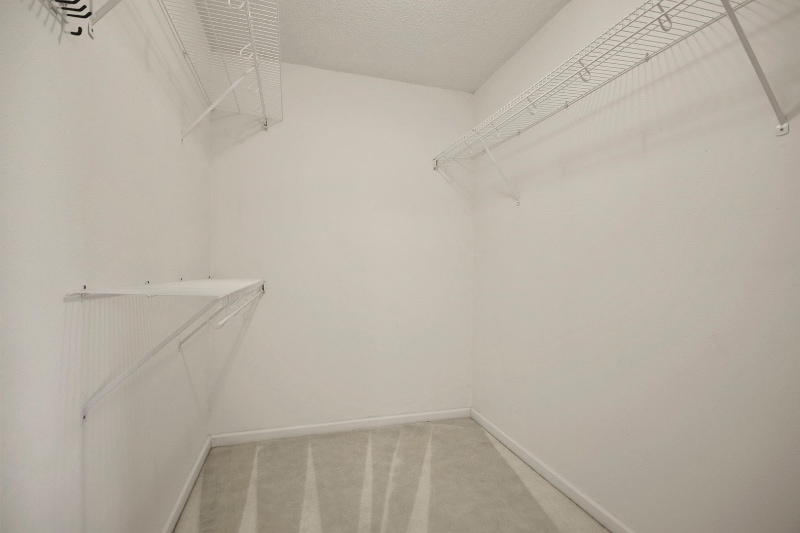 Building Photo - 711 E Brick St