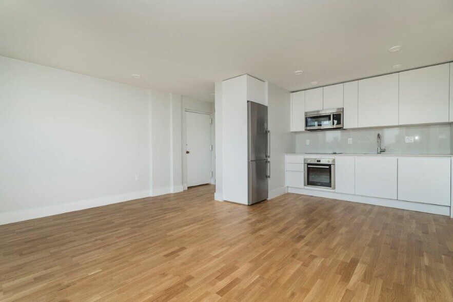 Building Photo - 334 Harvard St