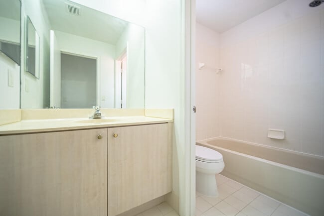 Building Photo - 7261 Nautica Way