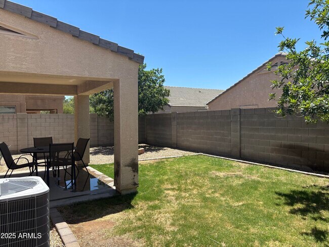 Building Photo - 7265 W Glenn Dr