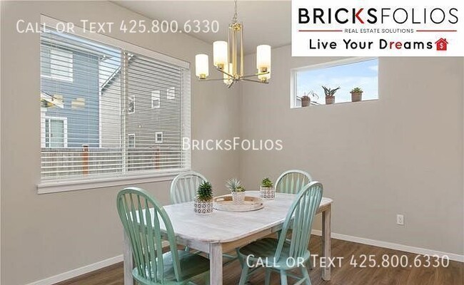 Building Photo - 17611 28th Avenue Ct E