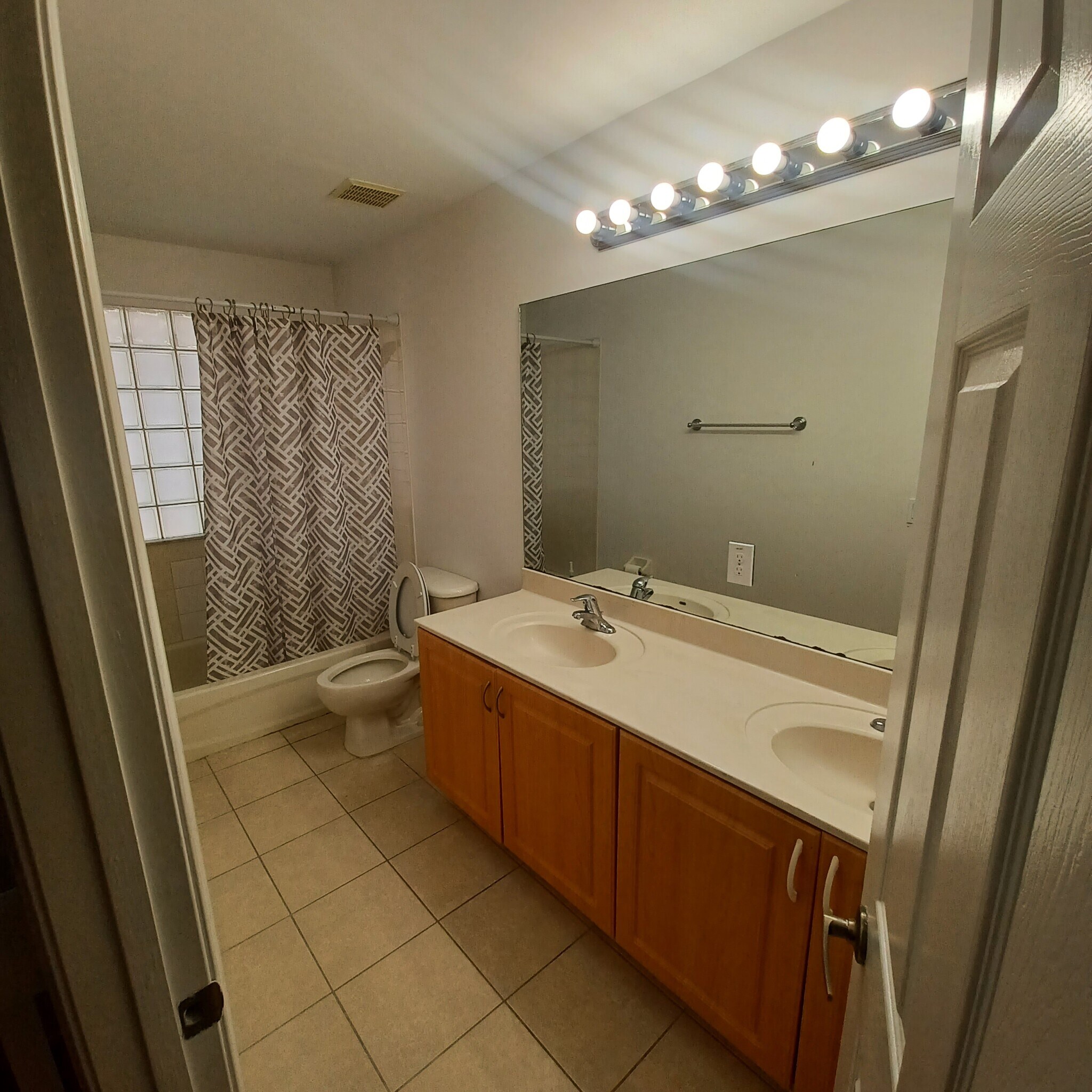 Building Photo - 6258 Adriatic Way