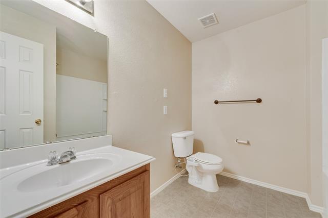 Building Photo - 1217 Spring Water Dr