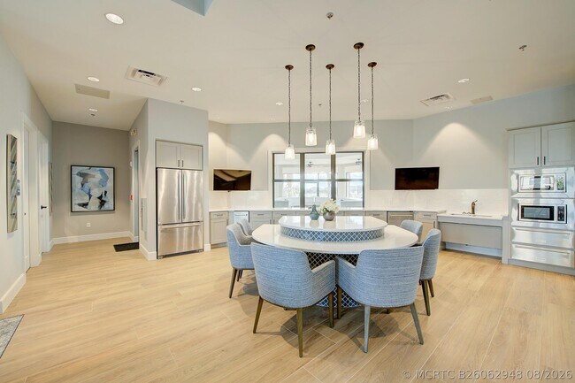 Building Photo - 8324 Pedigree Cir