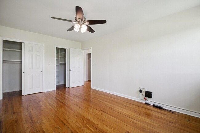 Building Photo - 300 Claremont Ave