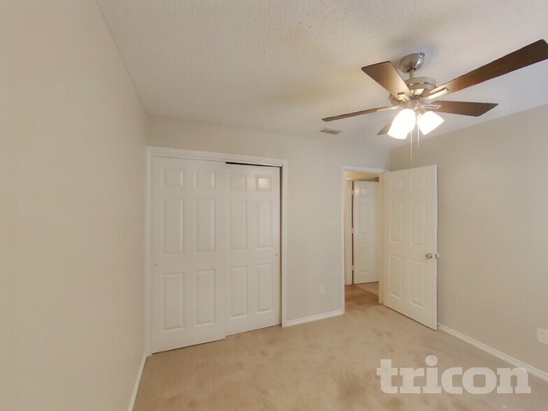 Building Photo - 2329 Belton Dr
