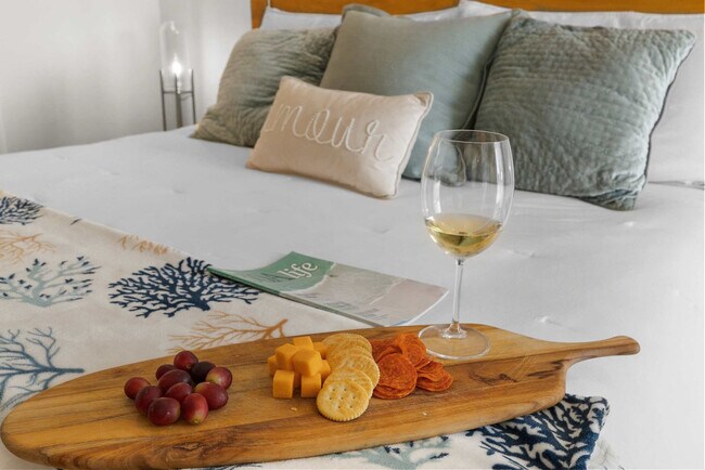 Building Photo - 4518 John Ave