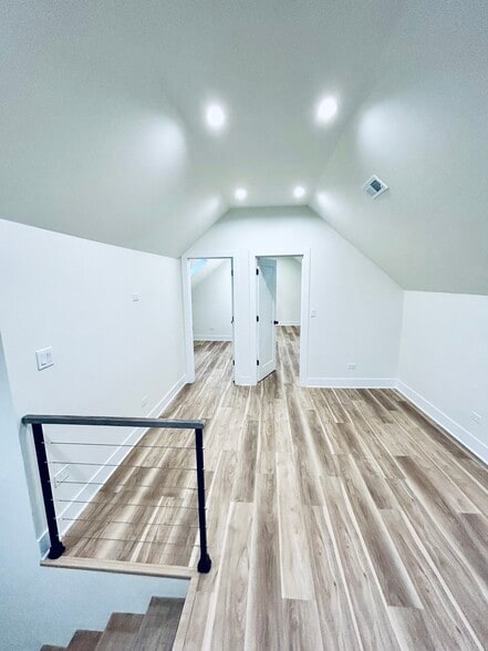 Building Photo - 3227 S May St