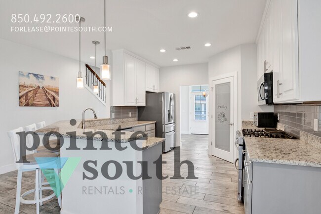 Building Photo - 16262 Tarpon Dr