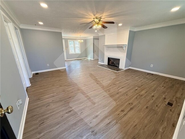 Building Photo - 4502 Alder Ln