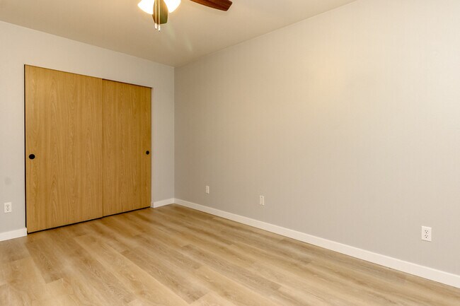 Building Photo - 25807 87th Ave Ct E