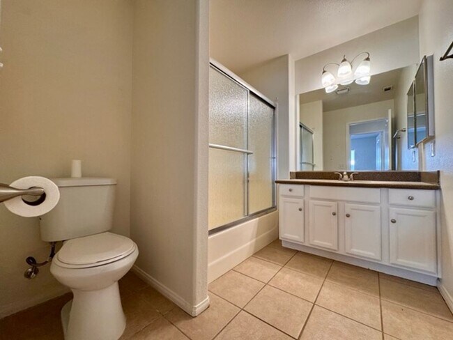 Building Photo - For a limited time only, enjoy 15 DAYS FREE RENT when you lease today! Charming 3 bedroom 2 Bathr...