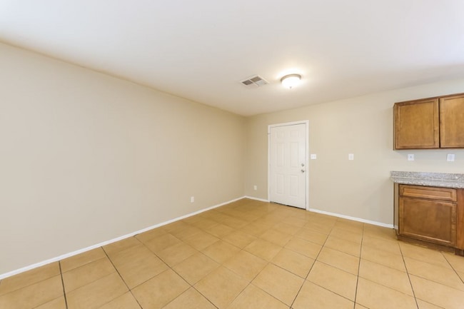 Building Photo - 1517 W Hadley St