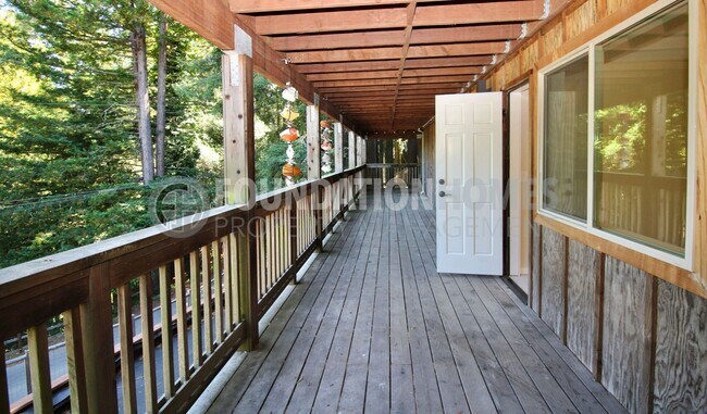 Building Photo - Modern Mill Valley Retreat - Washer/Dryer ...