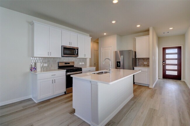 Building Photo - 4104 Zoe Ln