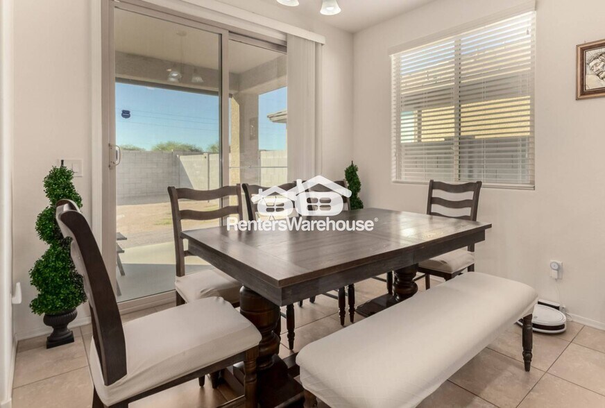 Building Photo - 17244 N 114th Dr