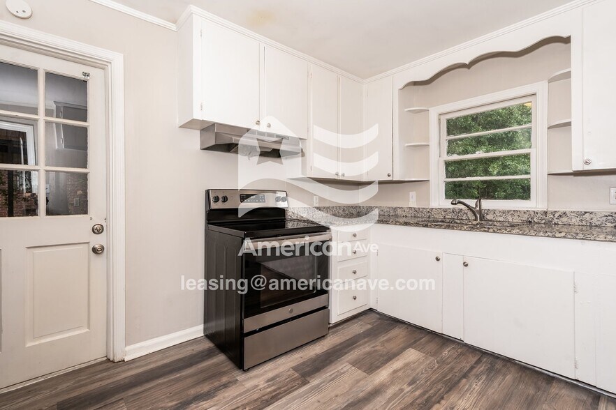 Building Photo - 2659 Pauladale Dr