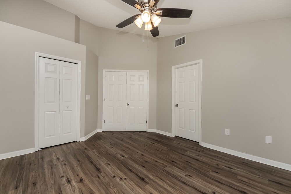 Building Photo - 1853 Wimbledon St