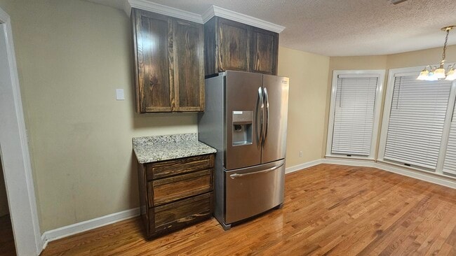 Building Photo - 4850 Birdwood Ct