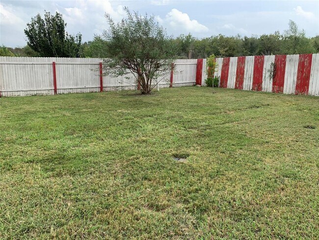 Building Photo - 18317 Great Falls Dr