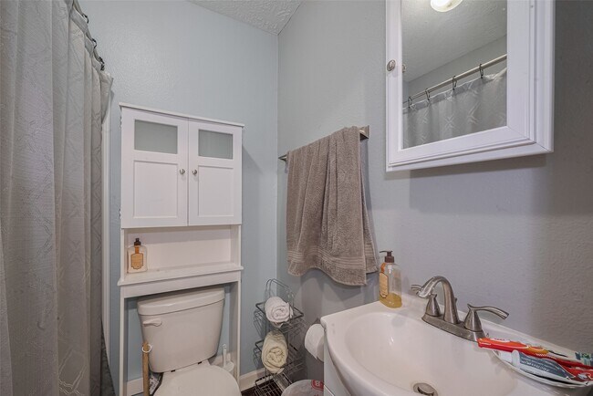 Building Photo - 5514 Avenue M