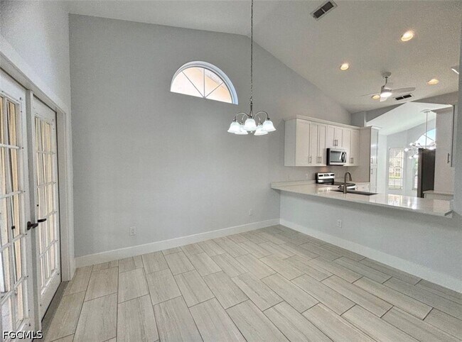 Building Photo - 12396 Kelly Sands Way