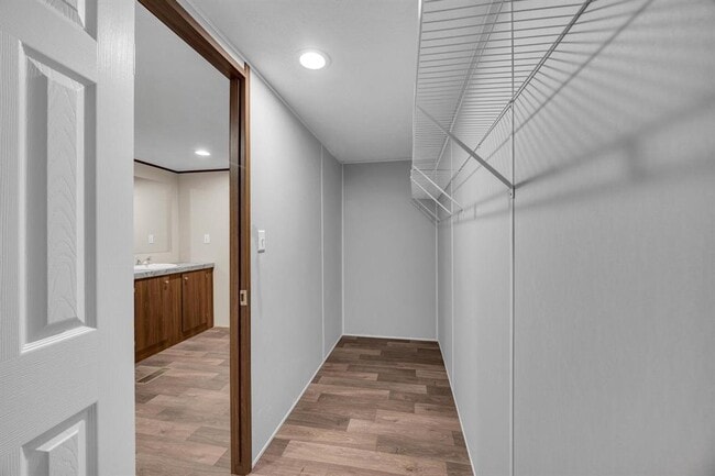 Building Photo - 211 Overhill Rd