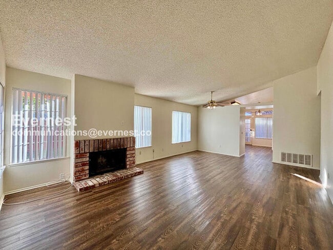 Building Photo - 27271 Prominence Rd