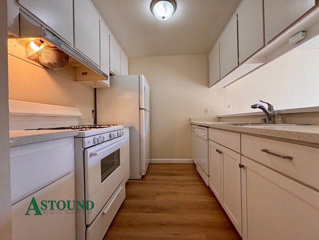Building Photo - 1206 Marionola Way