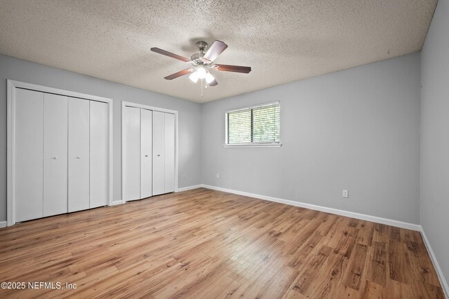 Building Photo - 11259 Shady Glen Dr