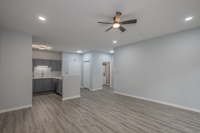 Building Photo - 801 N McLean Blvd