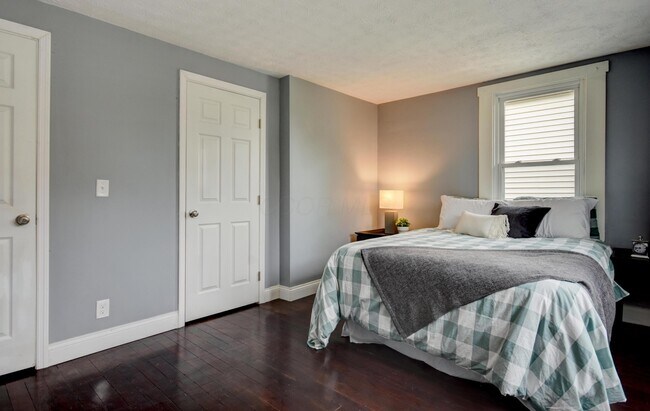 Building Photo - 1515 Hawthorne Ave