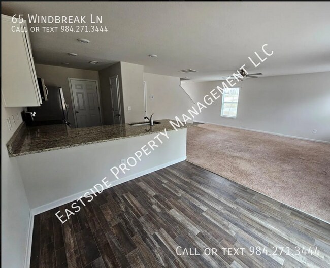 Building Photo - 65 Windbreak Ln
