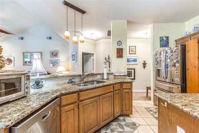 Building Photo - 327 Kahala Dr