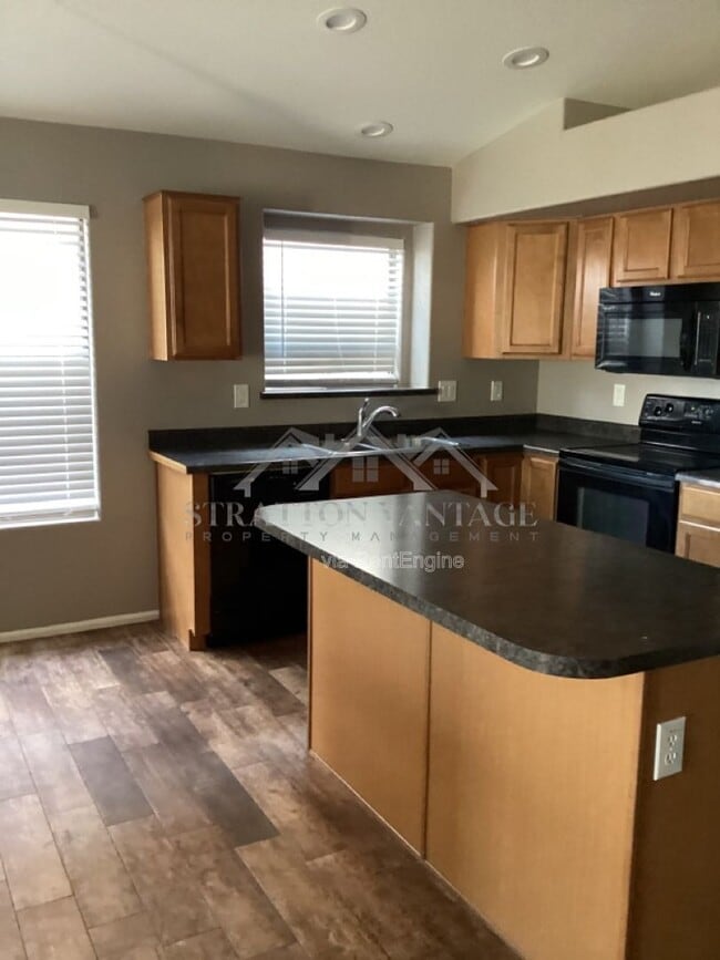 Building Photo - 22427 N Van Loo Dr