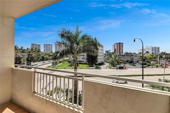 Building Photo - 3180 S Ocean Dr