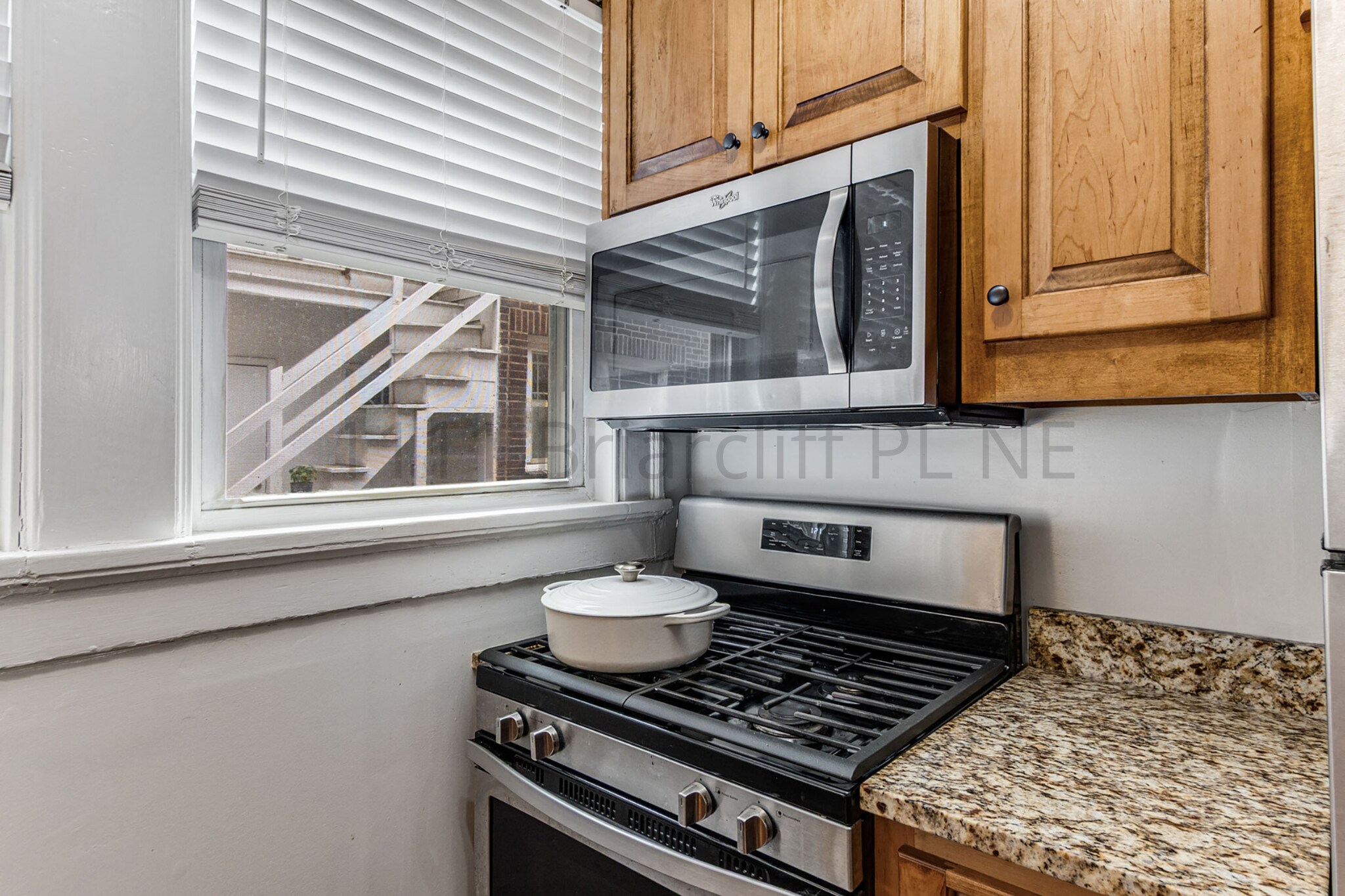Building Photo - 1111 Briarcliff Pl NE