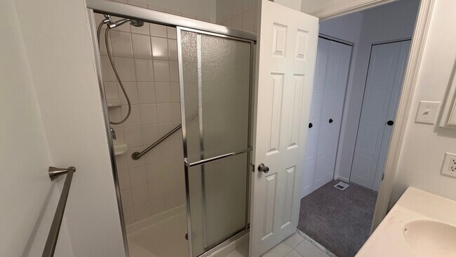 Building Photo - 4124 Salford Ct