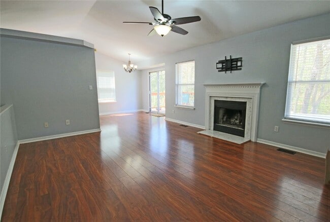 Building Photo - 2765 Whitecreek Ln